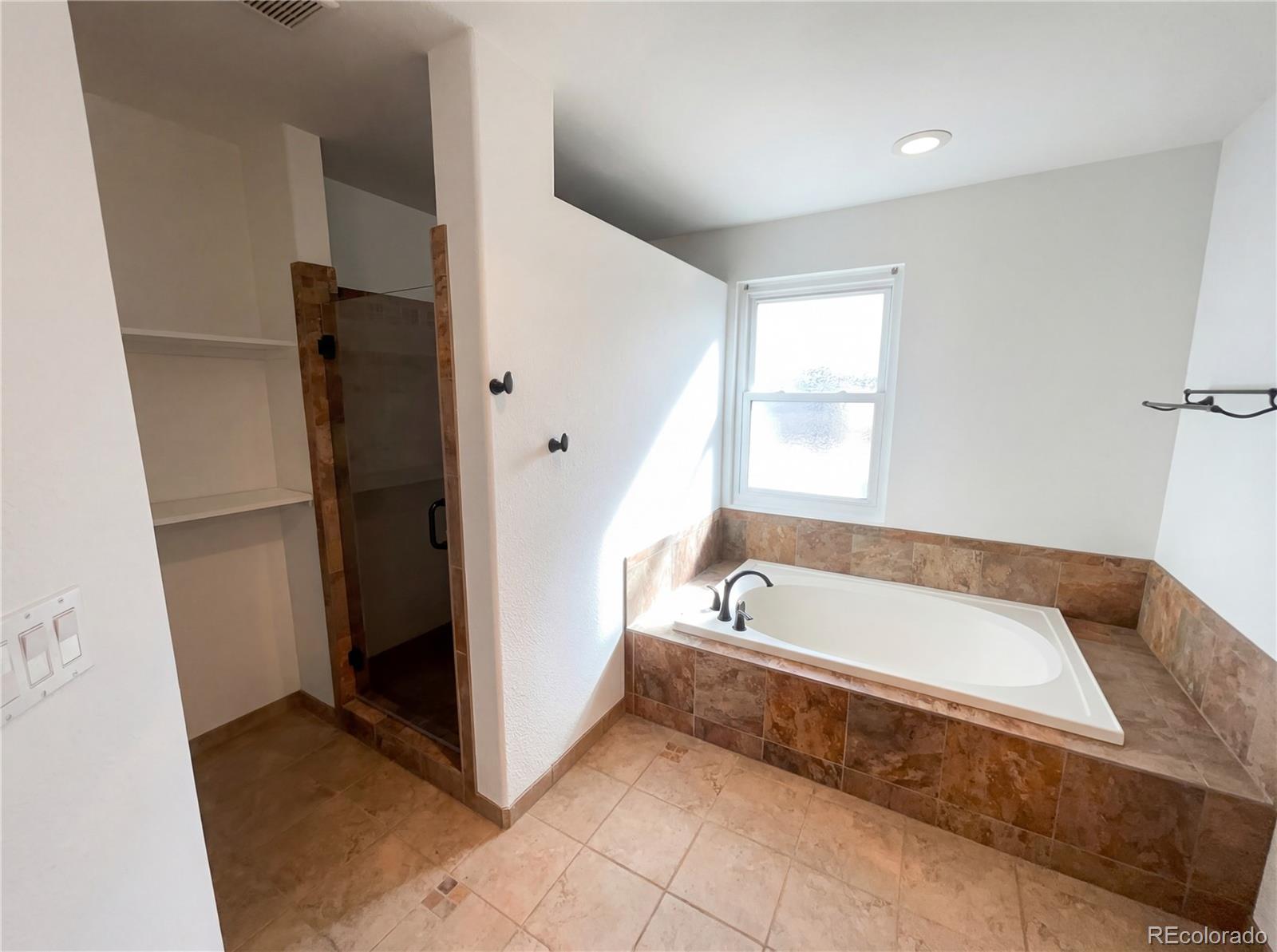 MLS Image #20 for 7243  somerset court,castle pines, Colorado
