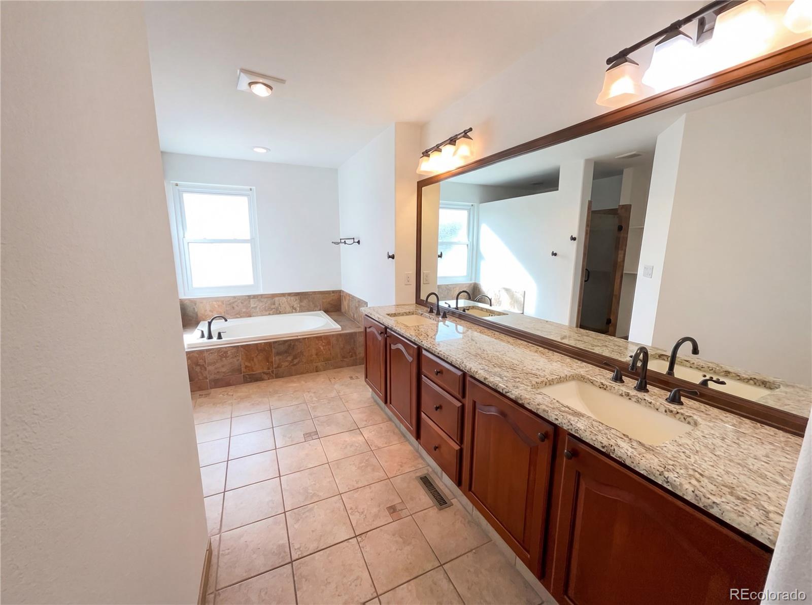 MLS Image #6 for 7243  somerset court,castle pines, Colorado