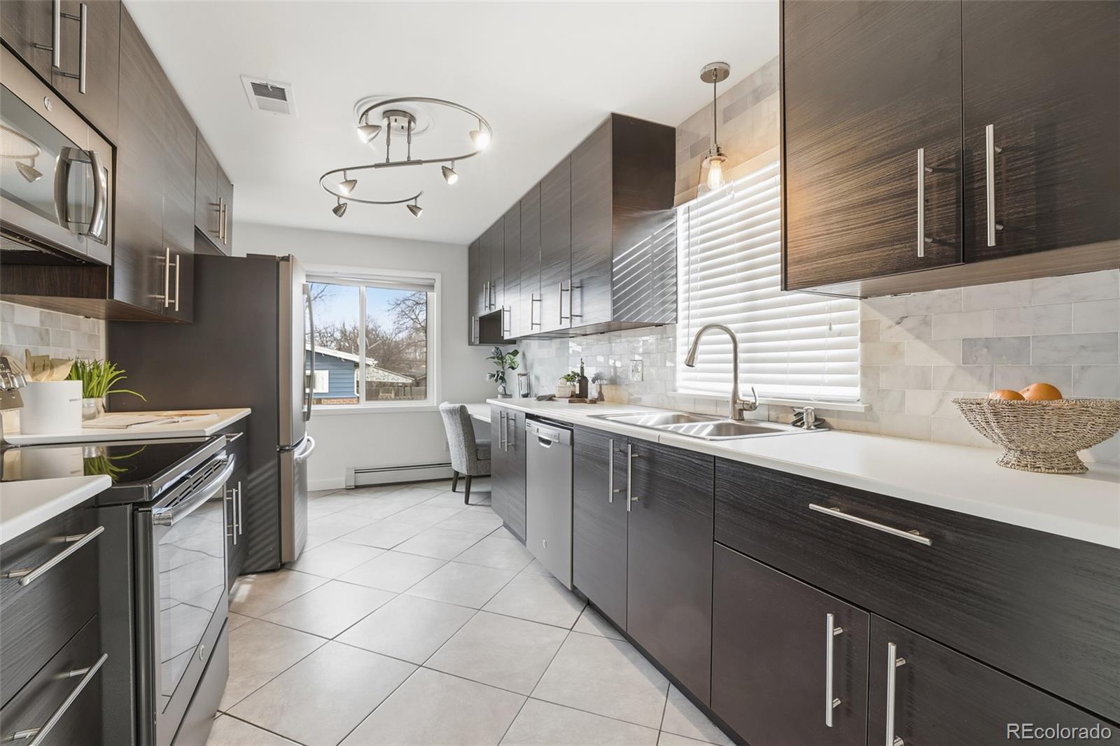 MLS Image #10 for 3370 w belleview avenue,littleton, Colorado