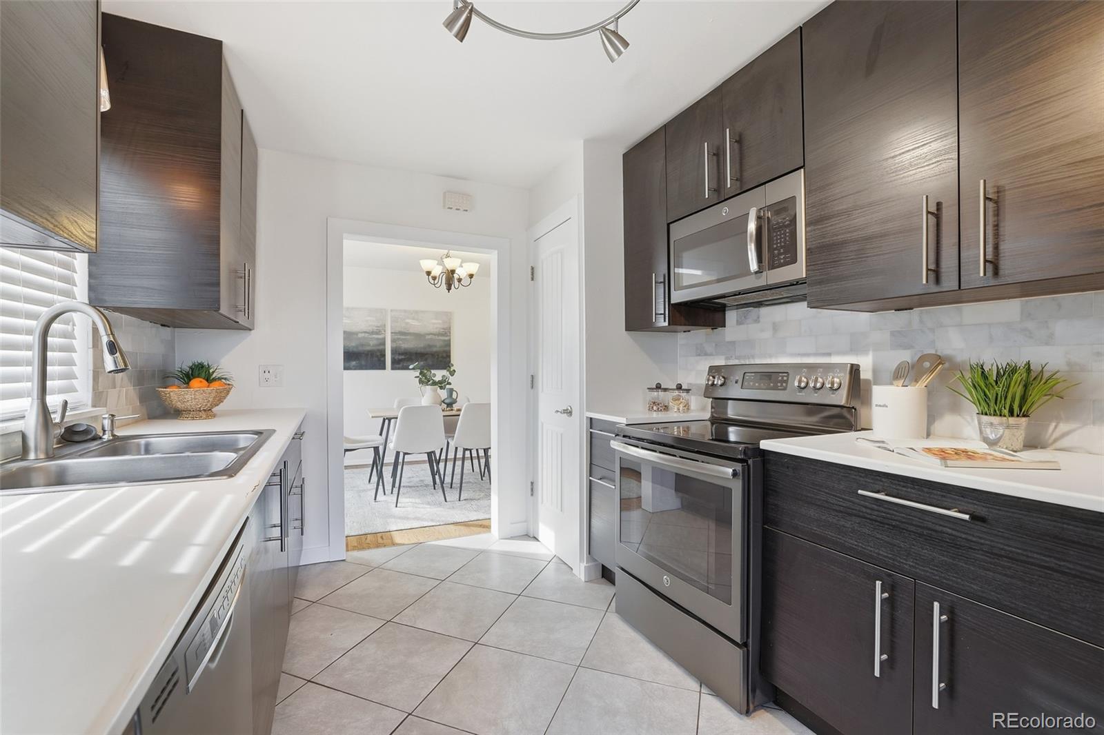 MLS Image #11 for 3370 w belleview avenue,littleton, Colorado