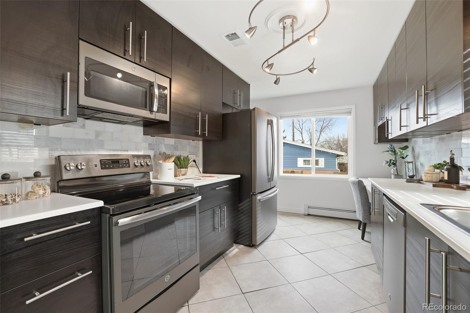 MLS Image #12 for 3370 w belleview avenue,littleton, Colorado