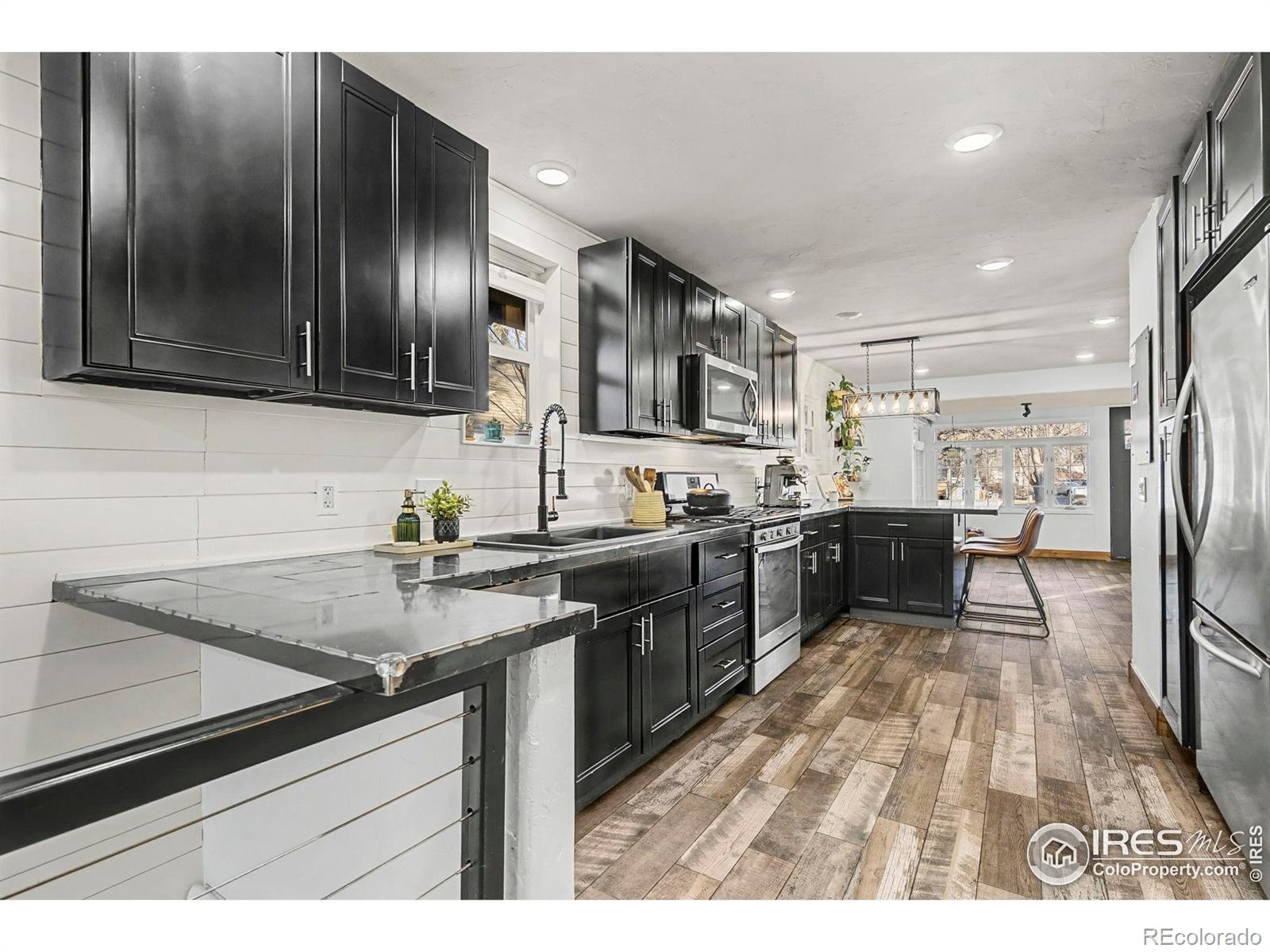 MLS Image #11 for 519 n grant avenue,fort collins, Colorado