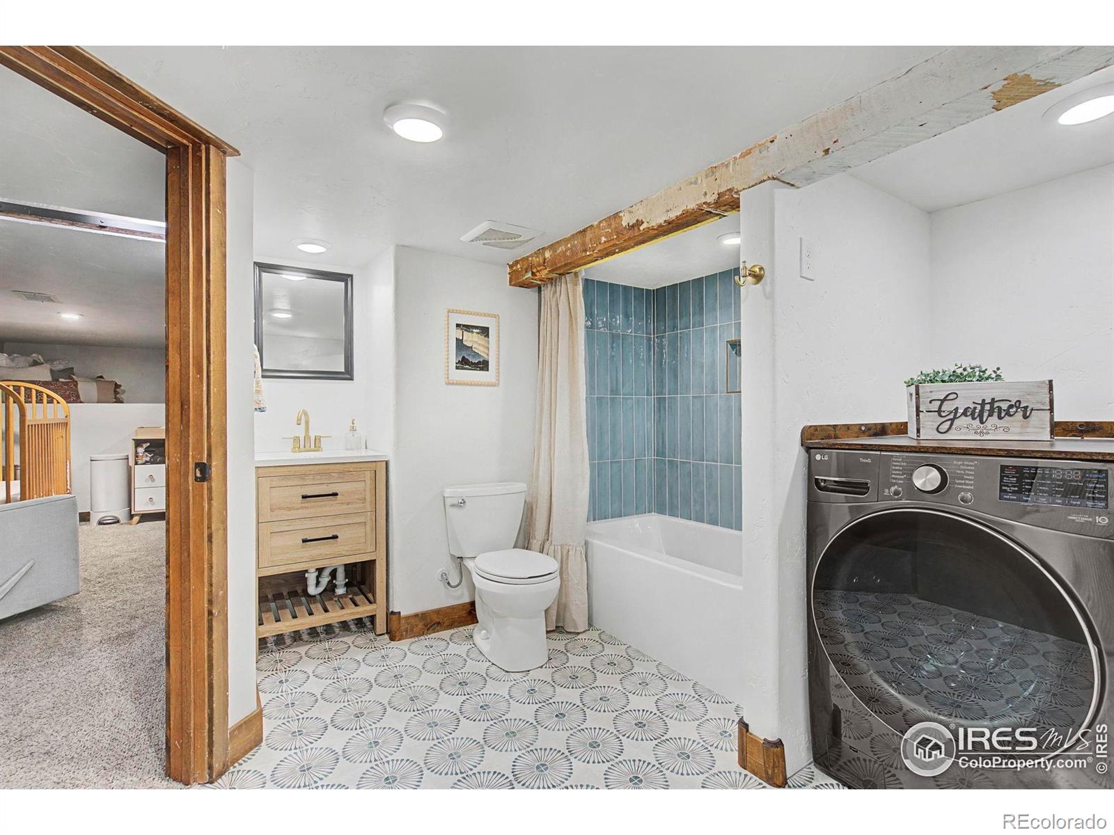 MLS Image #21 for 519 n grant avenue,fort collins, Colorado