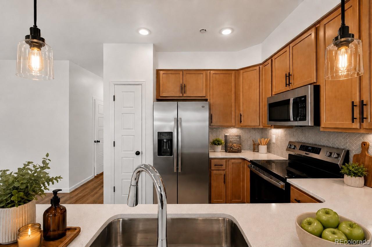 MLS Image #3 for 17165 w 91st lane,arvada, Colorado