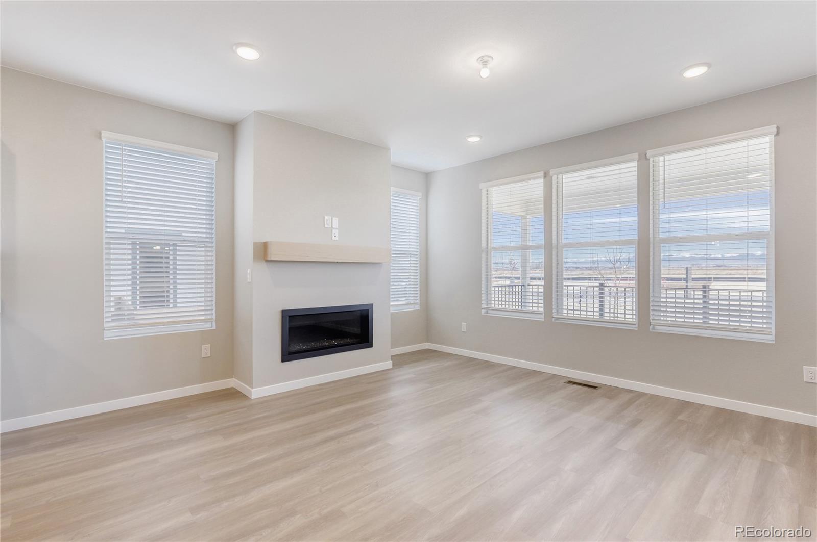 MLS Image #5 for 13244  barefoot lakes parkway,firestone, Colorado