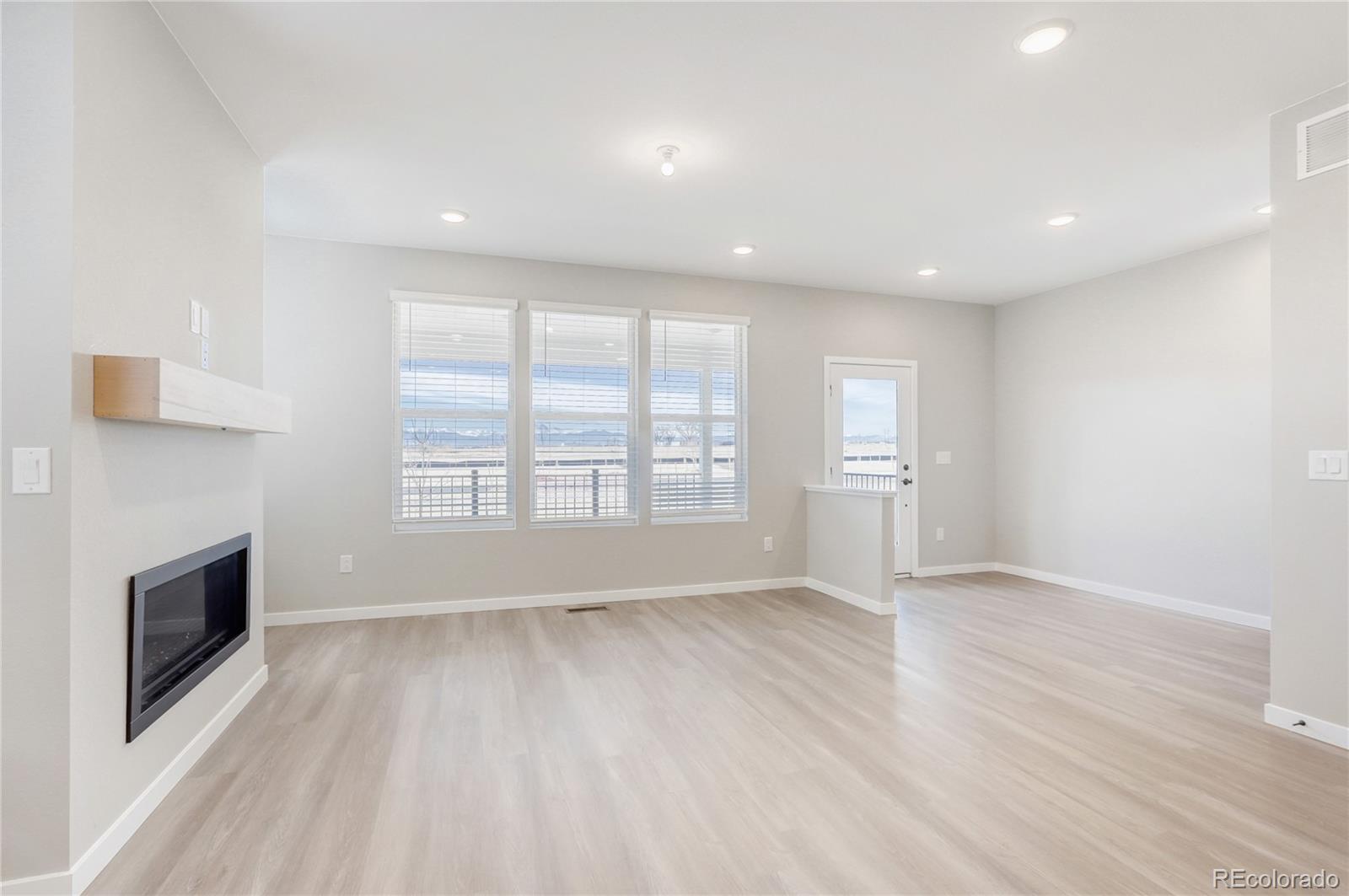 MLS Image #6 for 13244  barefoot lakes parkway,firestone, Colorado