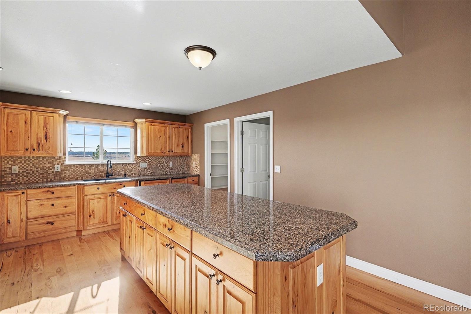 MLS Image #10 for 39475  jo circle,elizabeth, Colorado