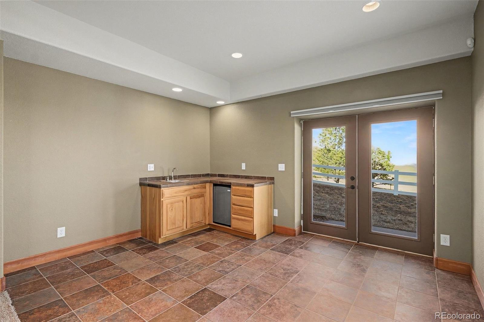 MLS Image #22 for 39475  jo circle,elizabeth, Colorado