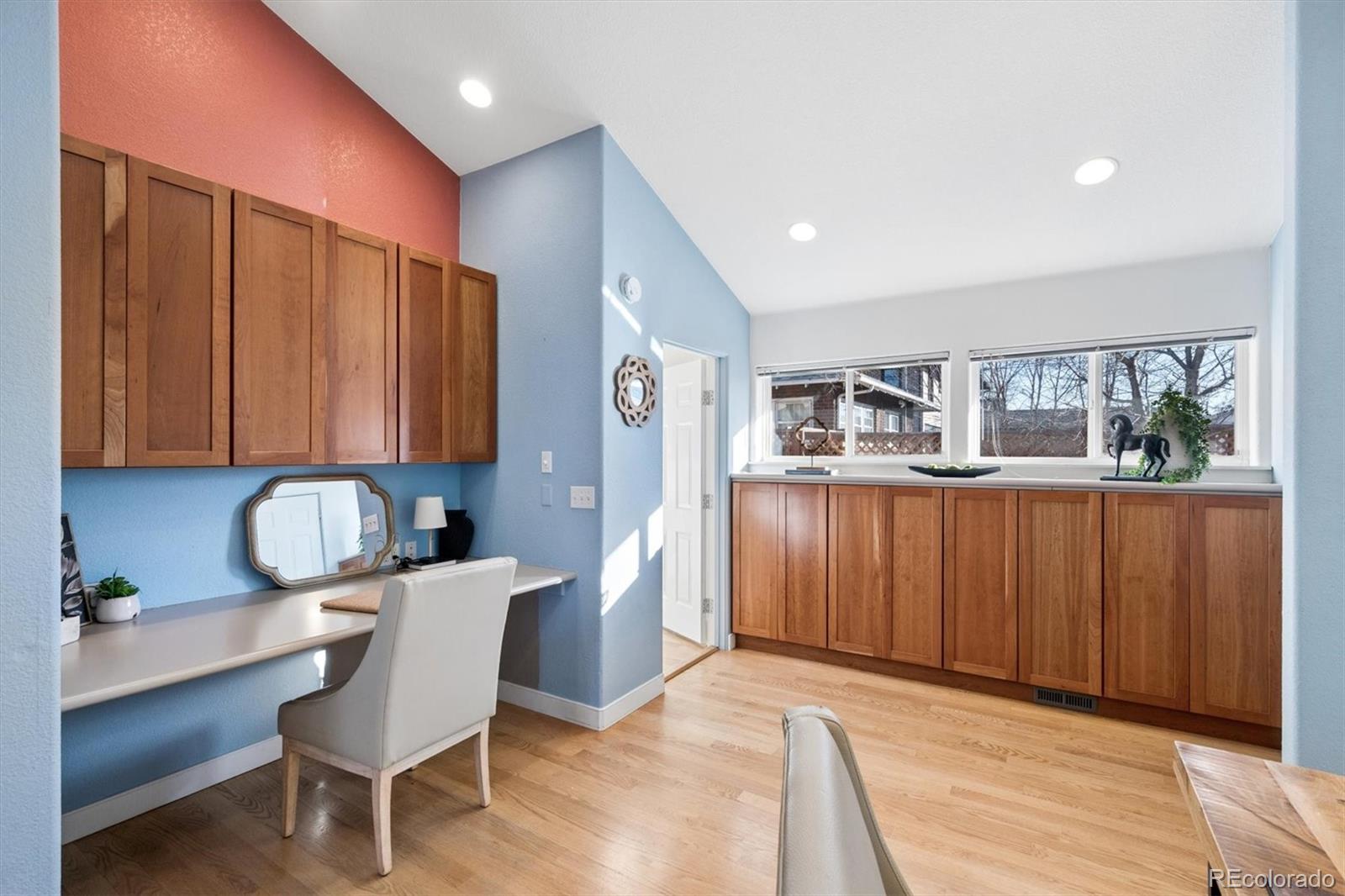MLS Image #14 for 801 s gilpin street,denver, Colorado