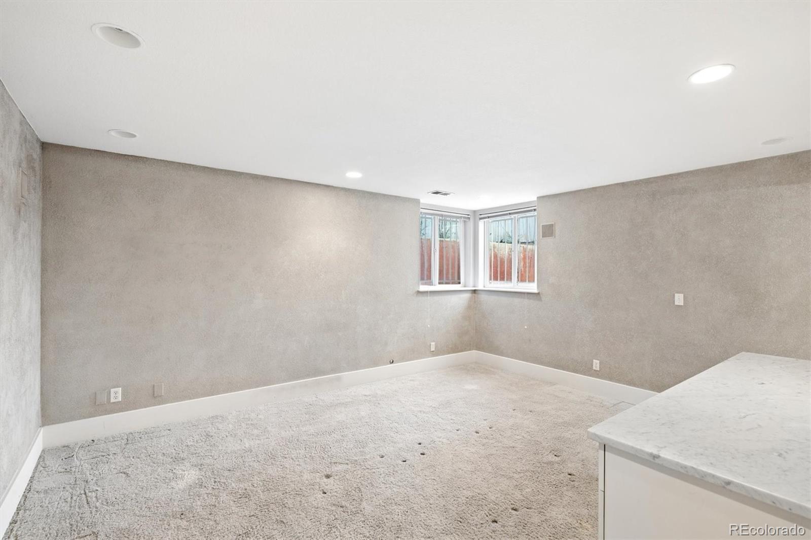 MLS Image #24 for 801 s gilpin street,denver, Colorado