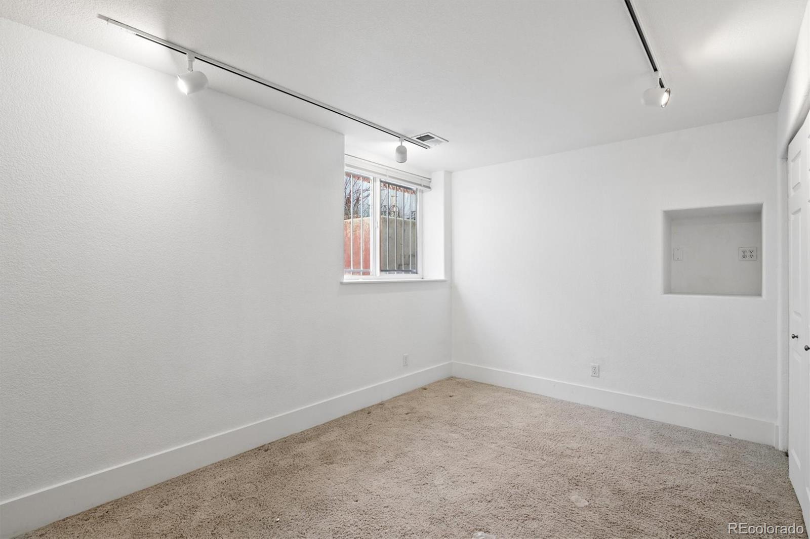 MLS Image #25 for 801 s gilpin street,denver, Colorado