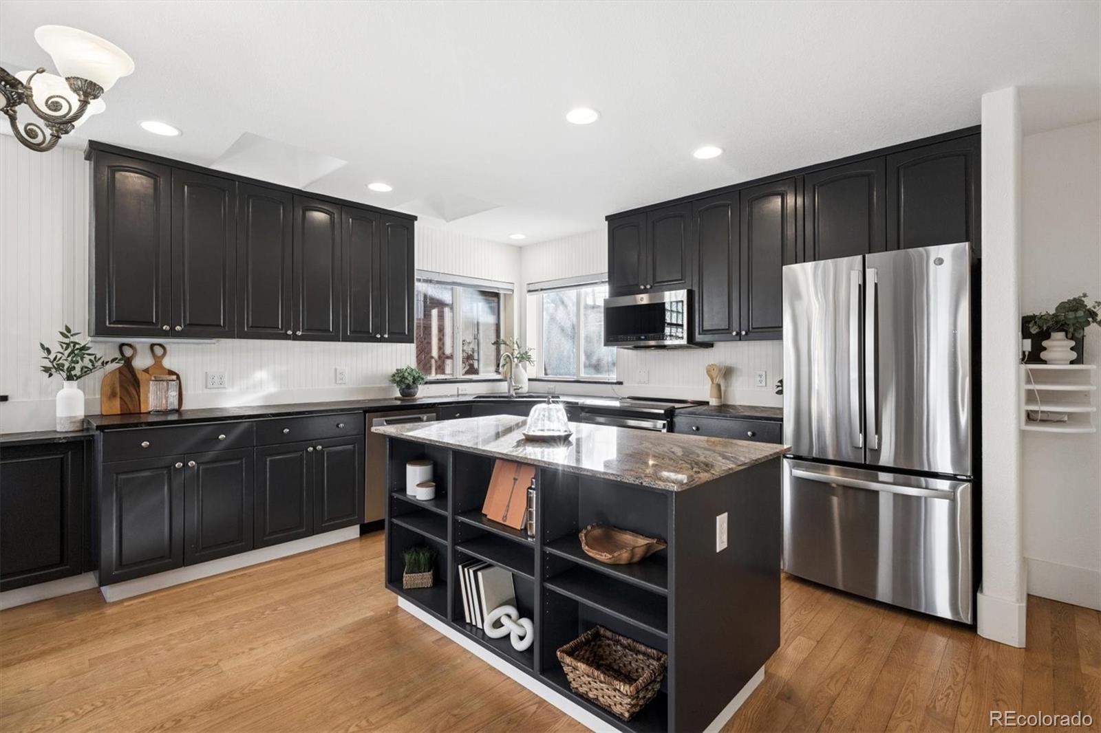 MLS Image #8 for 801 s gilpin street,denver, Colorado