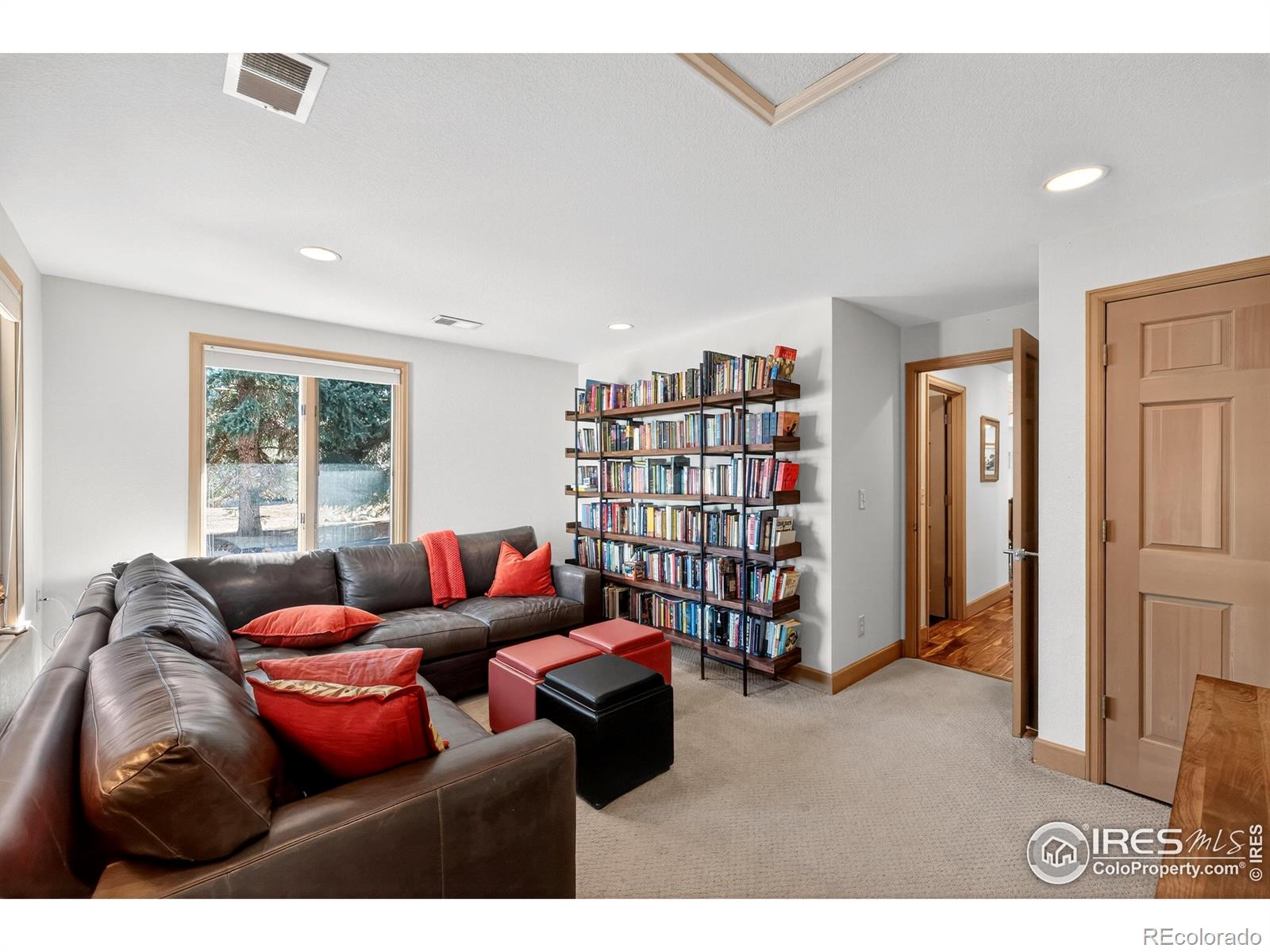 MLS Image #19 for 303  sky lark way,boulder, Colorado