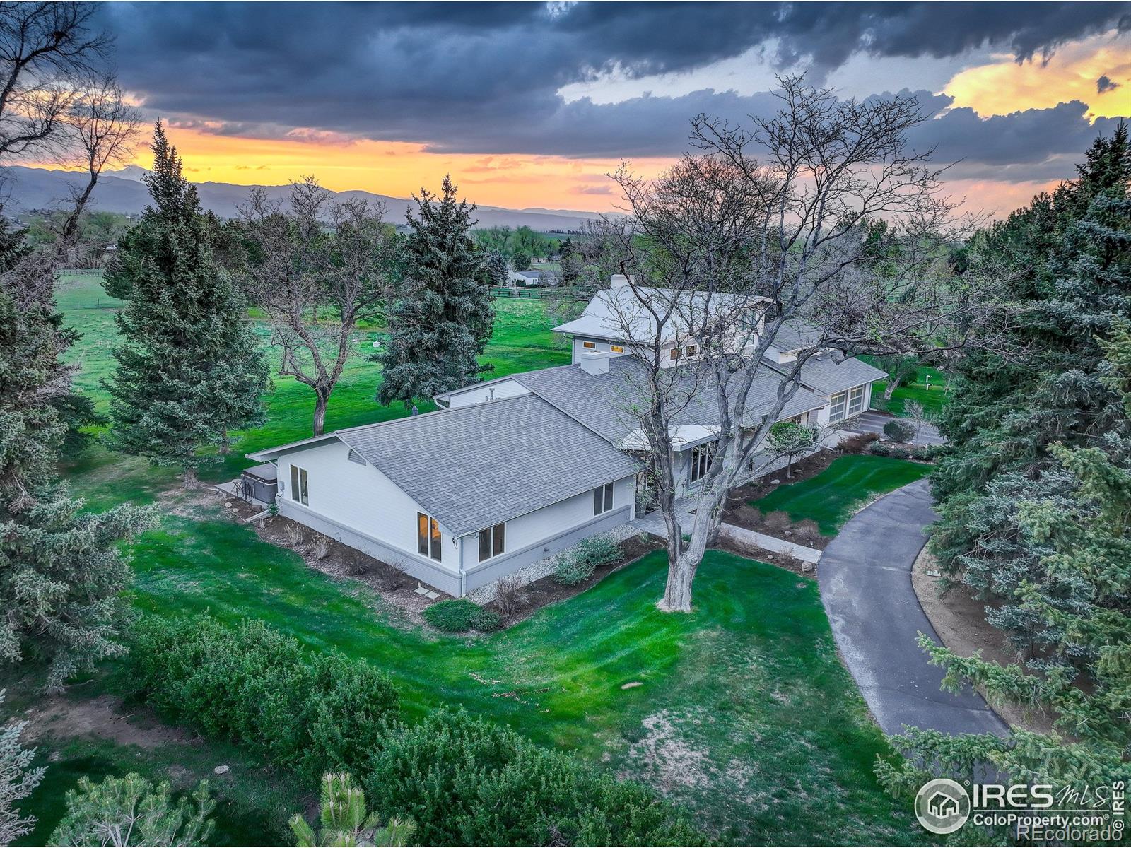 MLS Image #32 for 303  sky lark way,boulder, Colorado