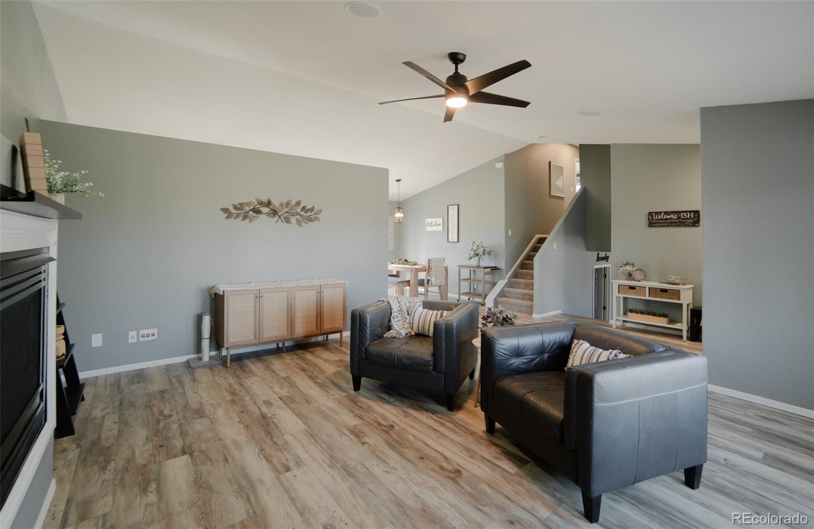 MLS Image #2 for 917 s sterling lane,pueblo, Colorado