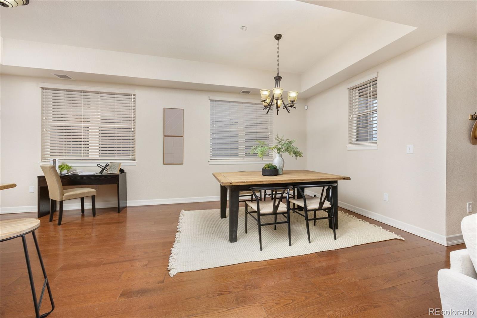 MLS Image #13 for 2200 s university boulevard 105,denver, Colorado