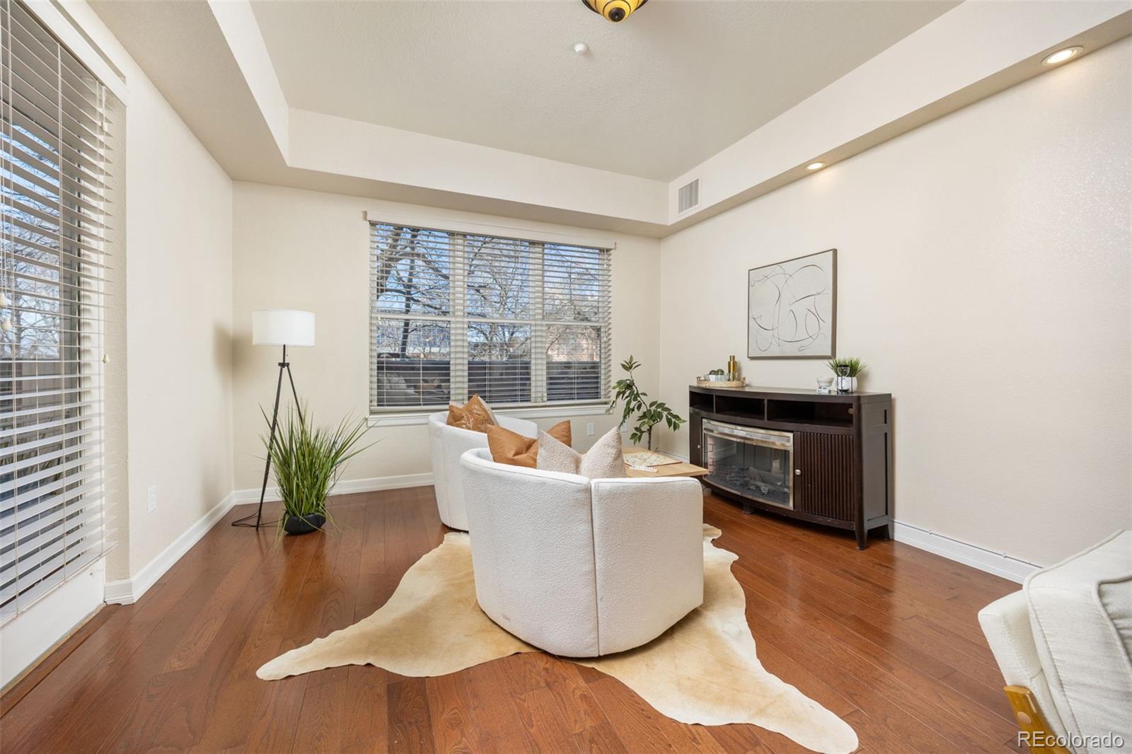 MLS Image #4 for 2200 s university boulevard 105,denver, Colorado