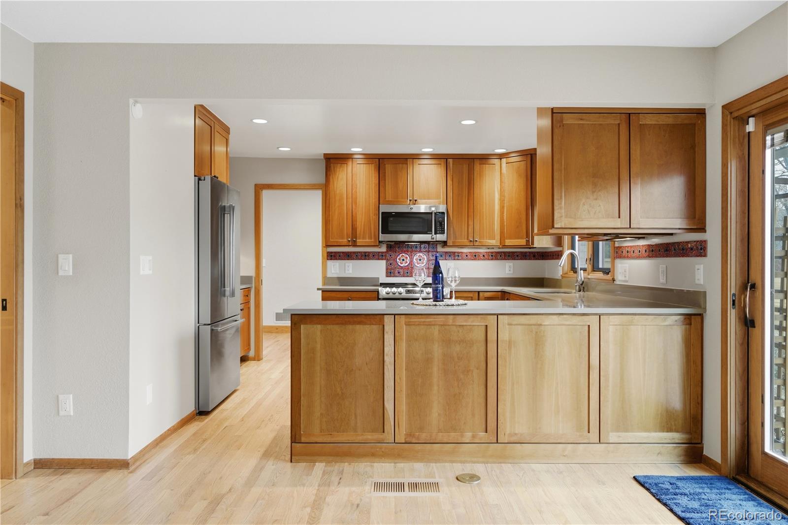 MLS Image #11 for 2996 s newport street,denver, Colorado