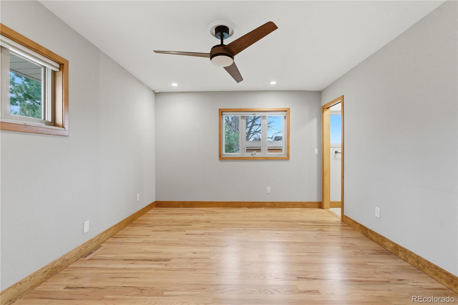 MLS Image #15 for 2996 s newport street,denver, Colorado