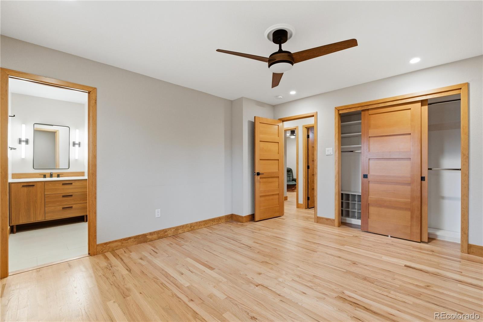 MLS Image #16 for 2996 s newport street,denver, Colorado