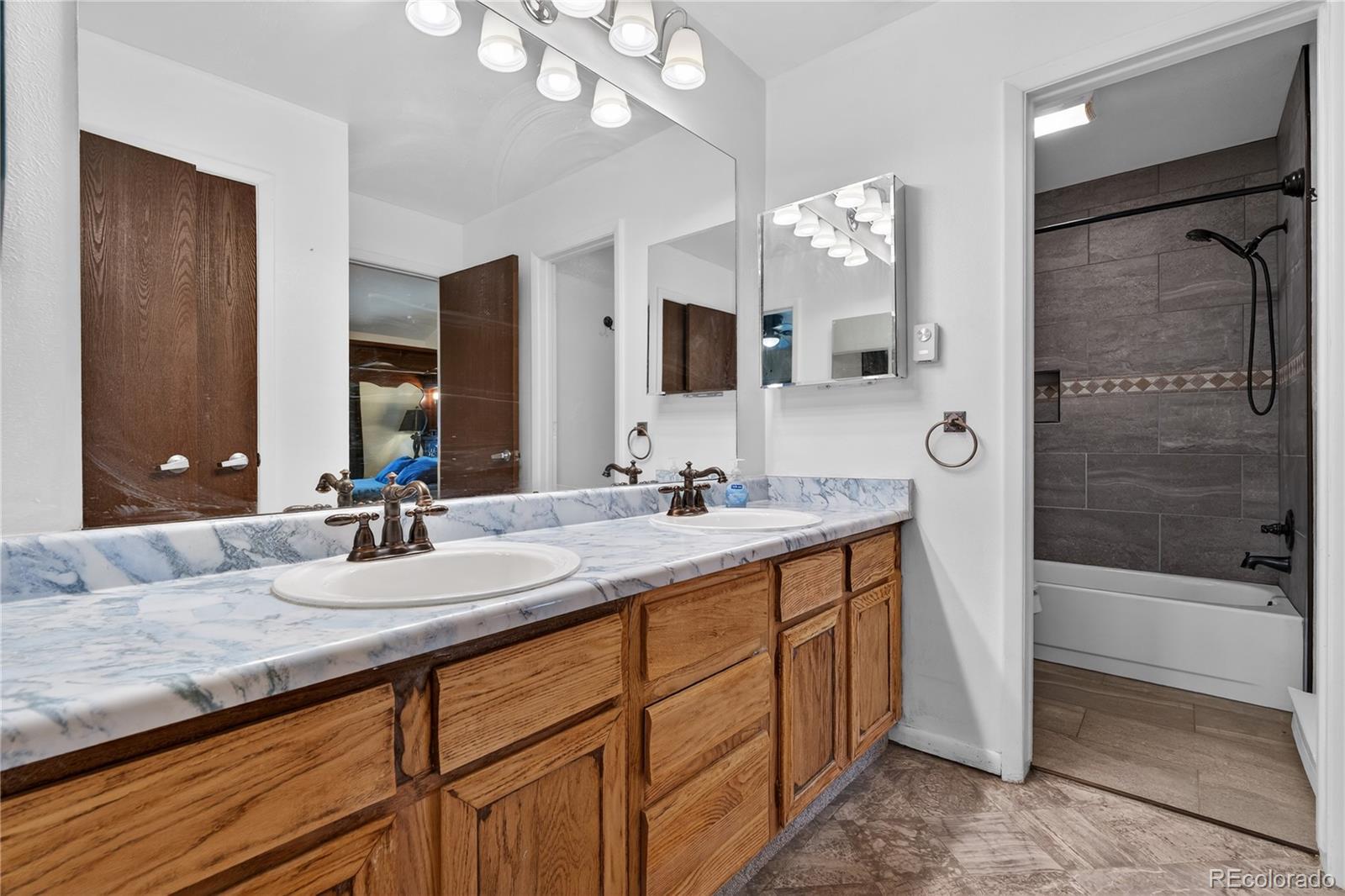 MLS Image #24 for 2512 s worchester court,aurora, Colorado