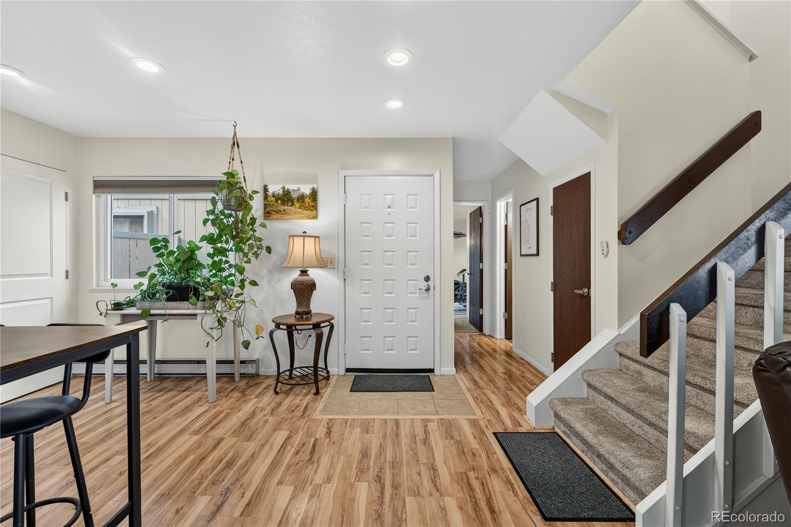 MLS Image #5 for 2512 s worchester court,aurora, Colorado