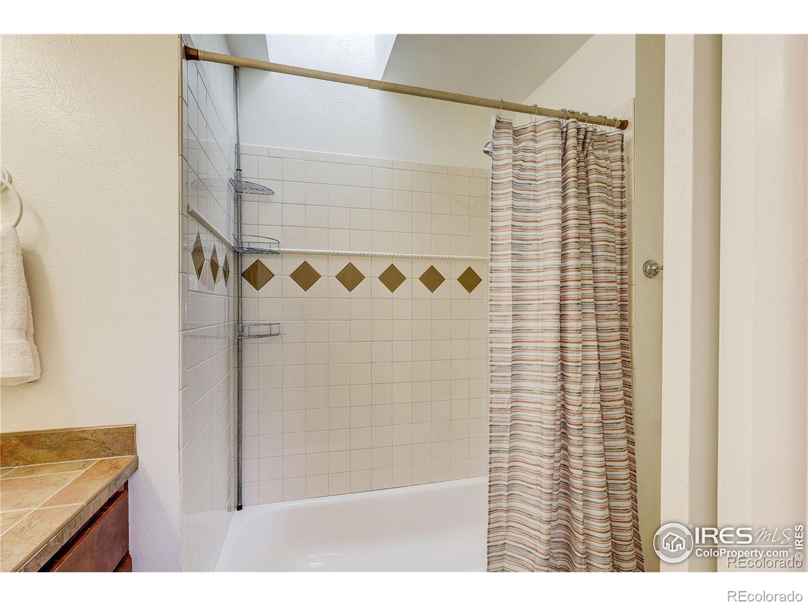 MLS Image #40 for 6514 e milan place,denver, Colorado