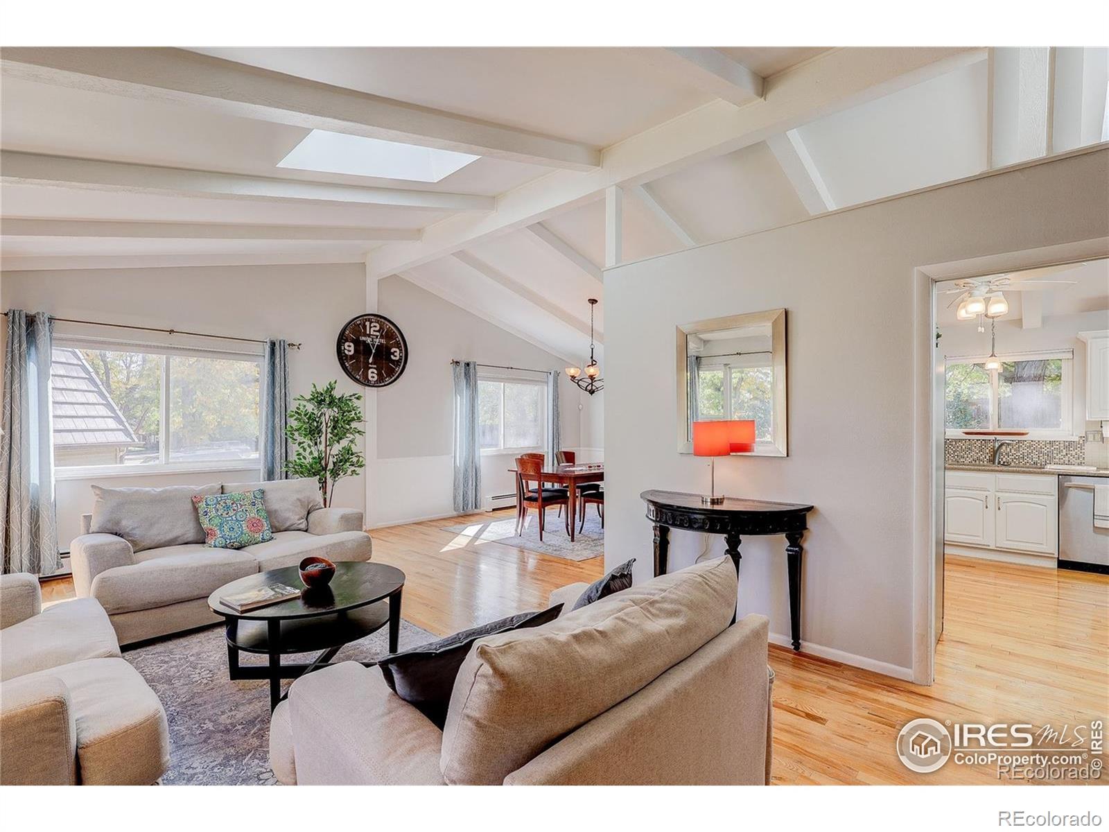 MLS Image #5 for 6514 e milan place,denver, Colorado