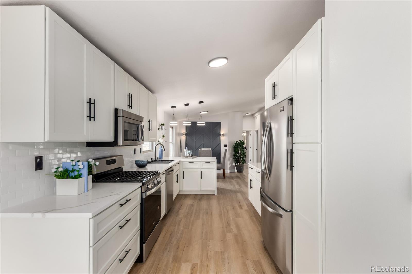 MLS Image #12 for 3245 s bryant street,englewood, Colorado