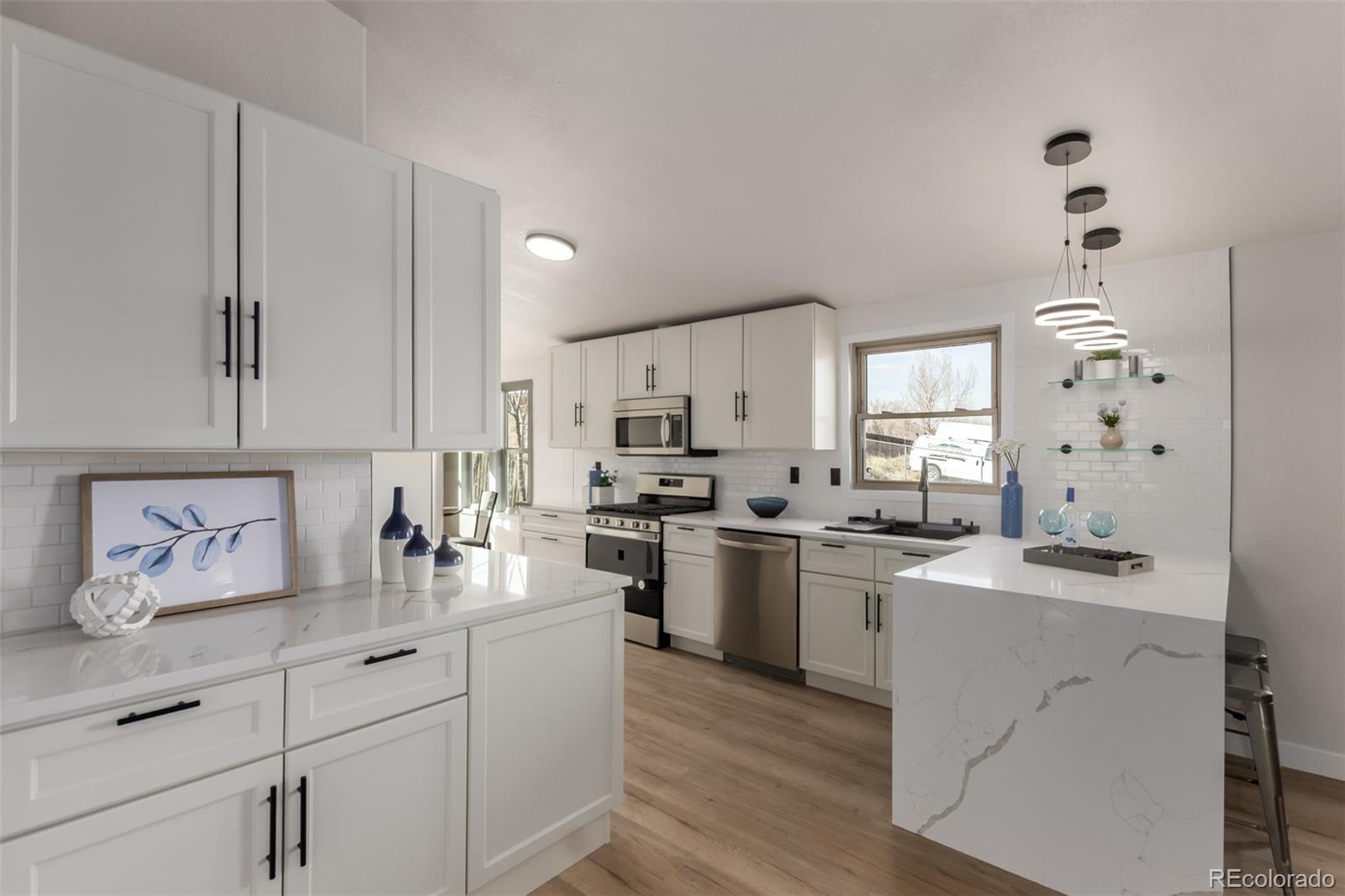 MLS Image #9 for 3245 s bryant street,englewood, Colorado