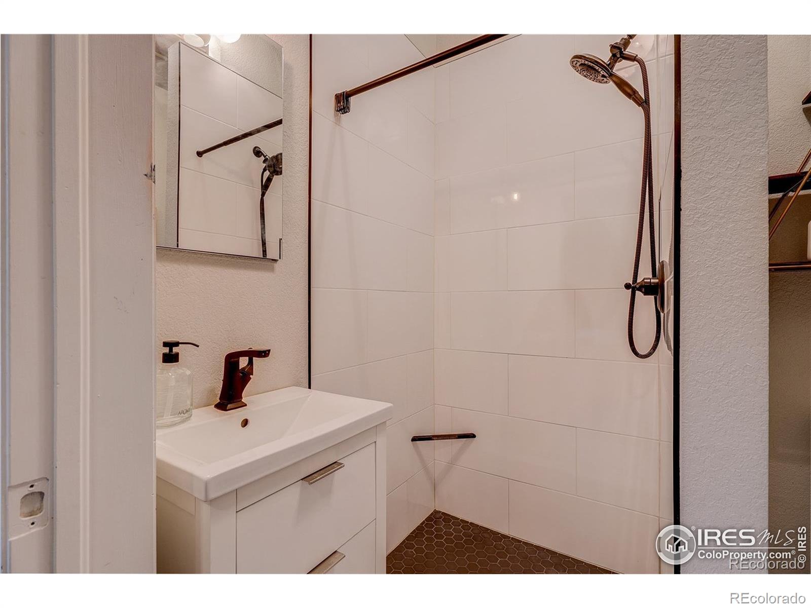 MLS Image #14 for 1650 n pearl street 25,denver, Colorado