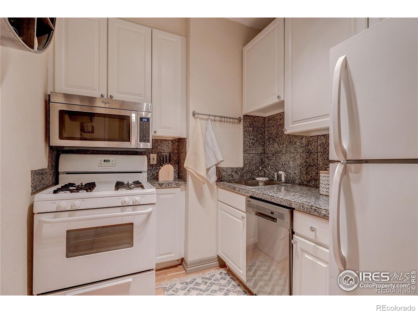 MLS Image #6 for 1650 n pearl street 25,denver, Colorado