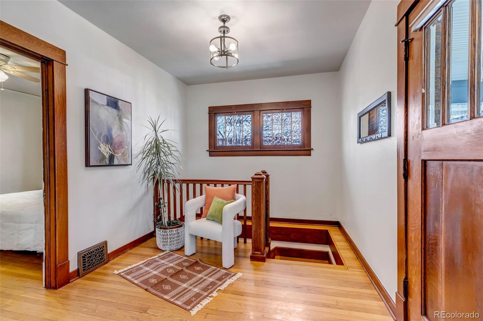 MLS Image #10 for 285 s williams street,denver, Colorado