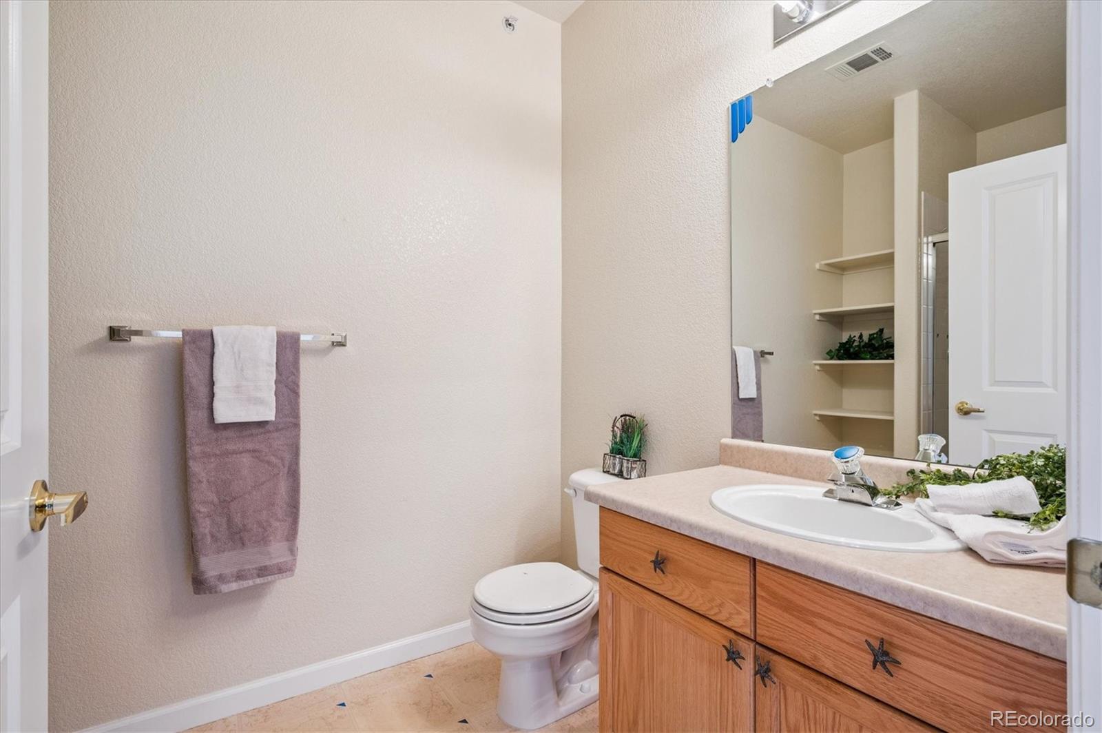 MLS Image #15 for 8369 s independence circle,littleton, Colorado