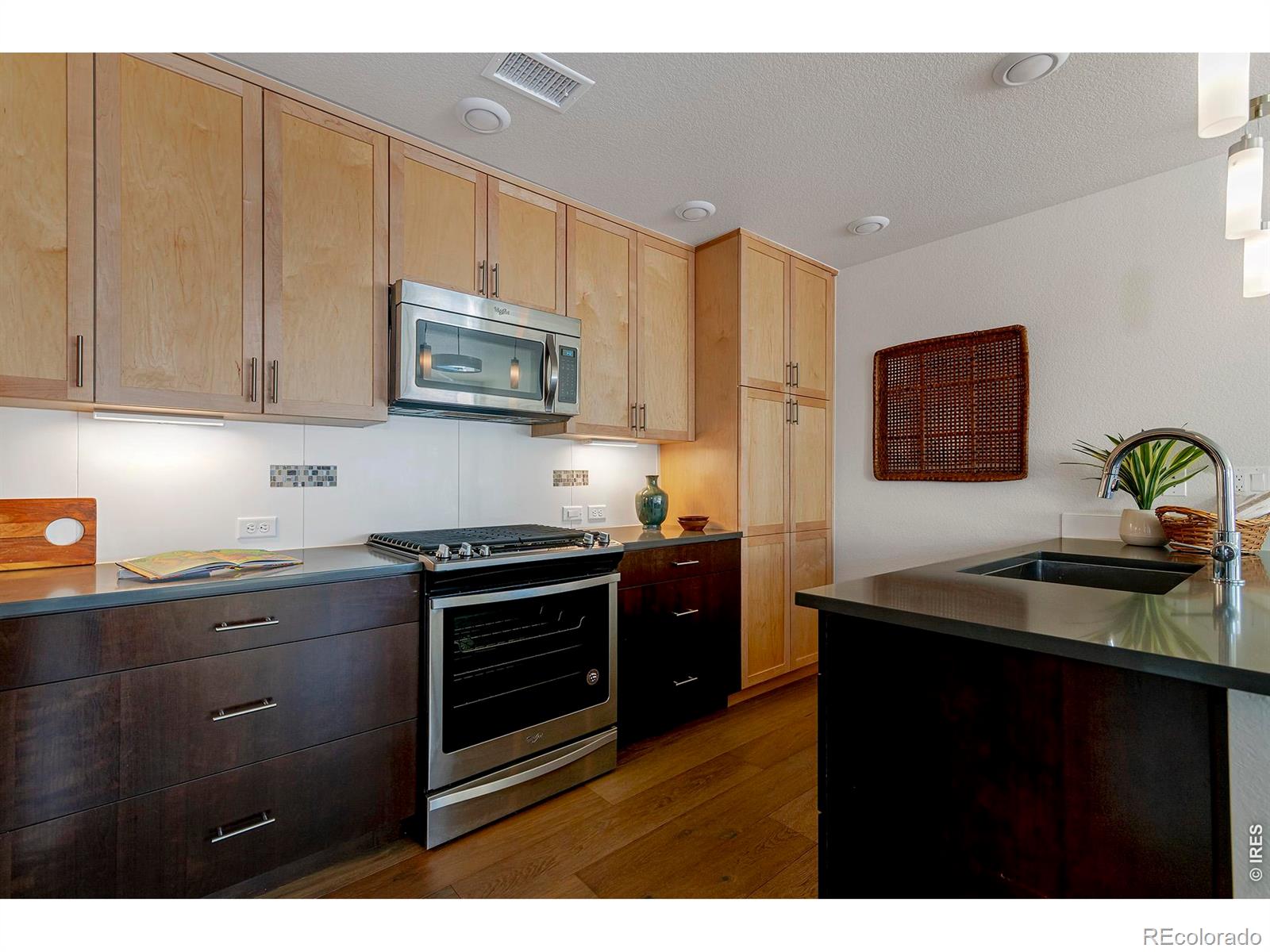 MLS Image #12 for 1316  snowberry lane,louisville, Colorado