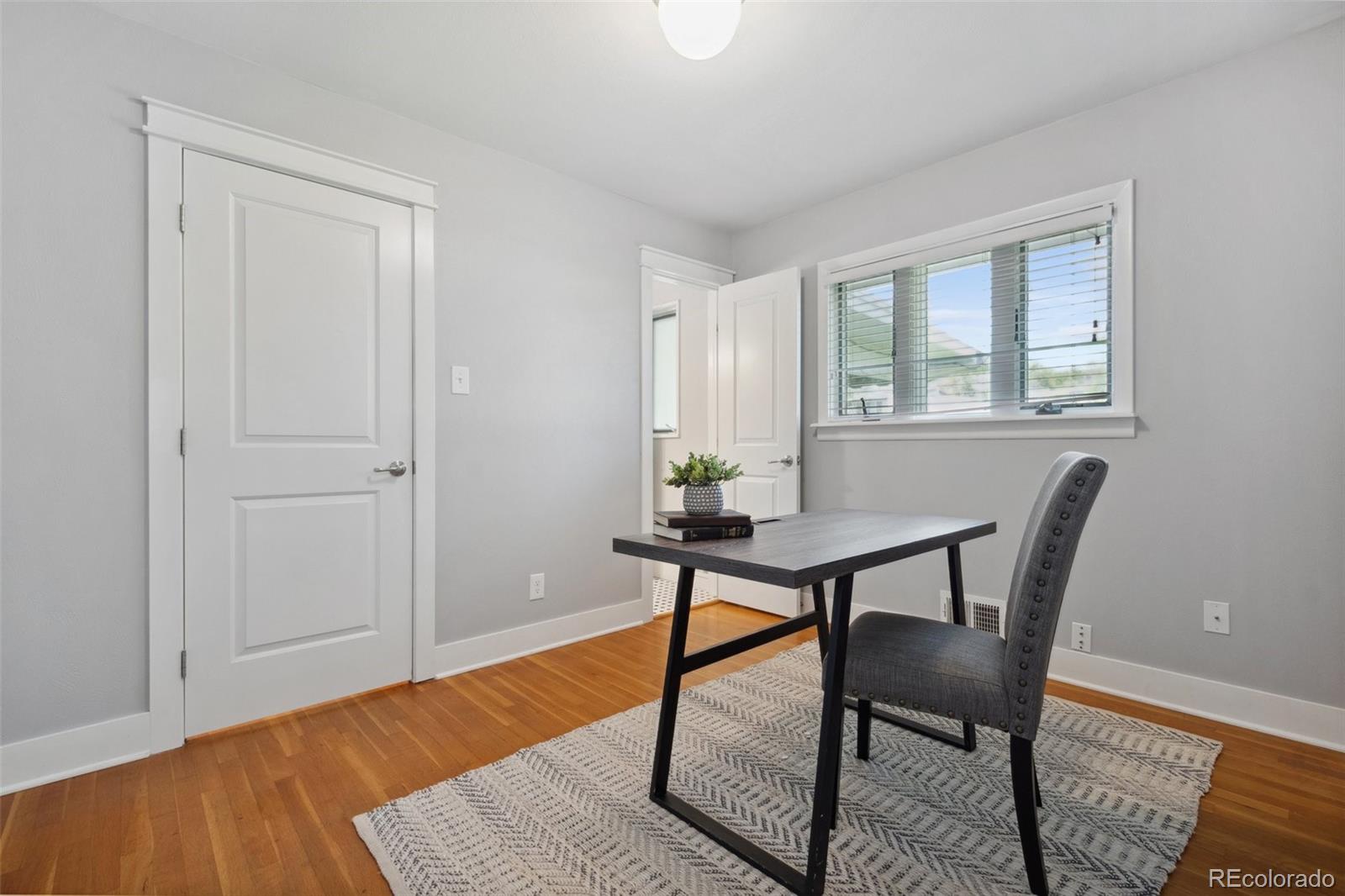 MLS Image #20 for 2261 s vrain street,denver, Colorado