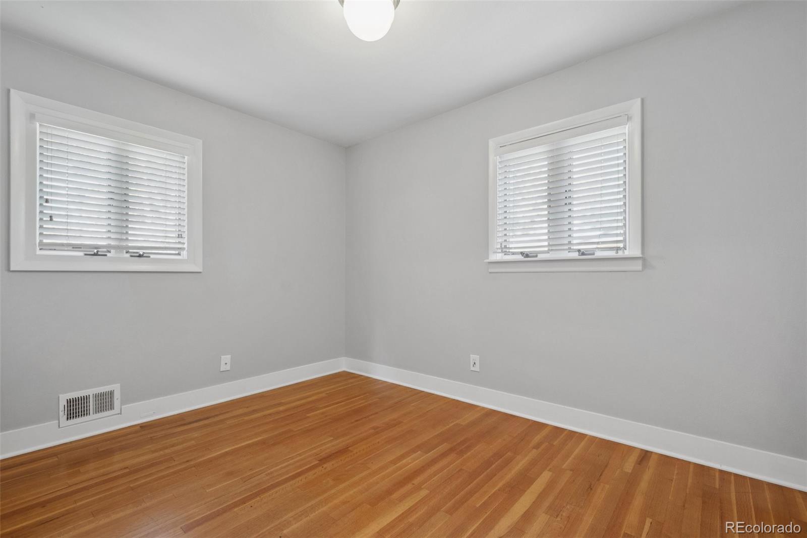 MLS Image #22 for 2261 s vrain street,denver, Colorado