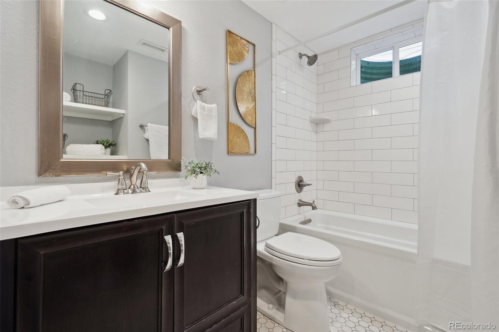 MLS Image #30 for 2261 s vrain street,denver, Colorado