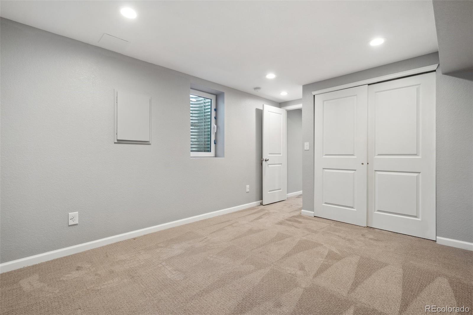 MLS Image #32 for 2261 s vrain street,denver, Colorado
