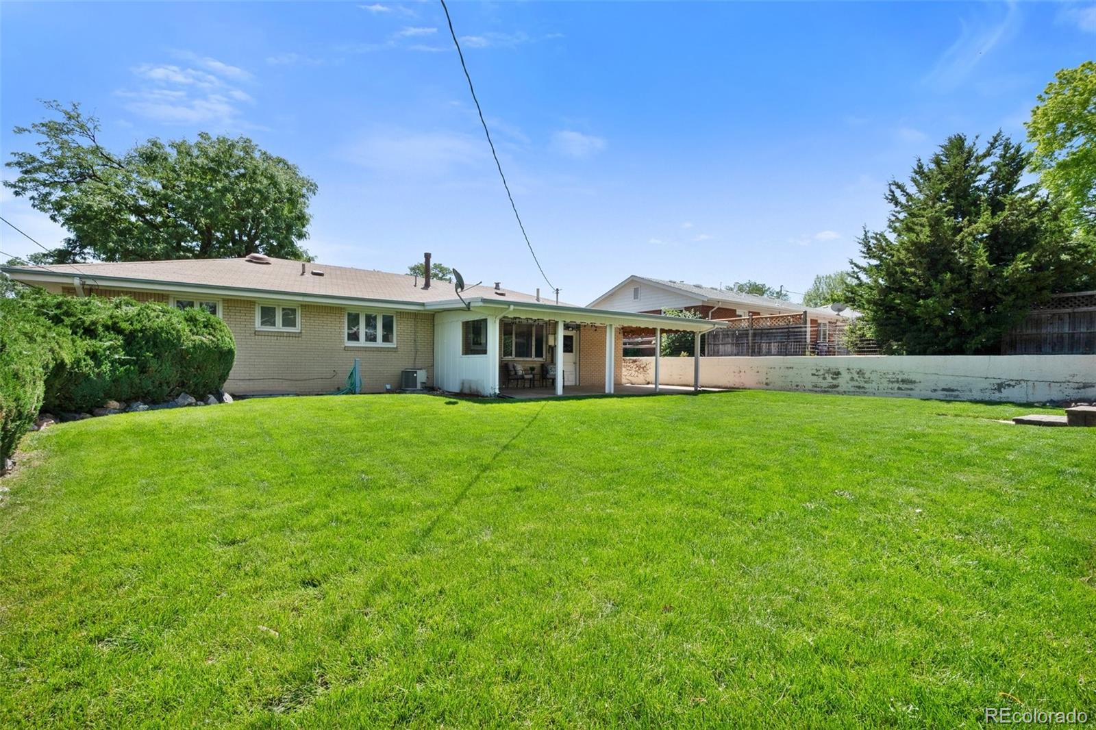 MLS Image #38 for 2261 s vrain street,denver, Colorado