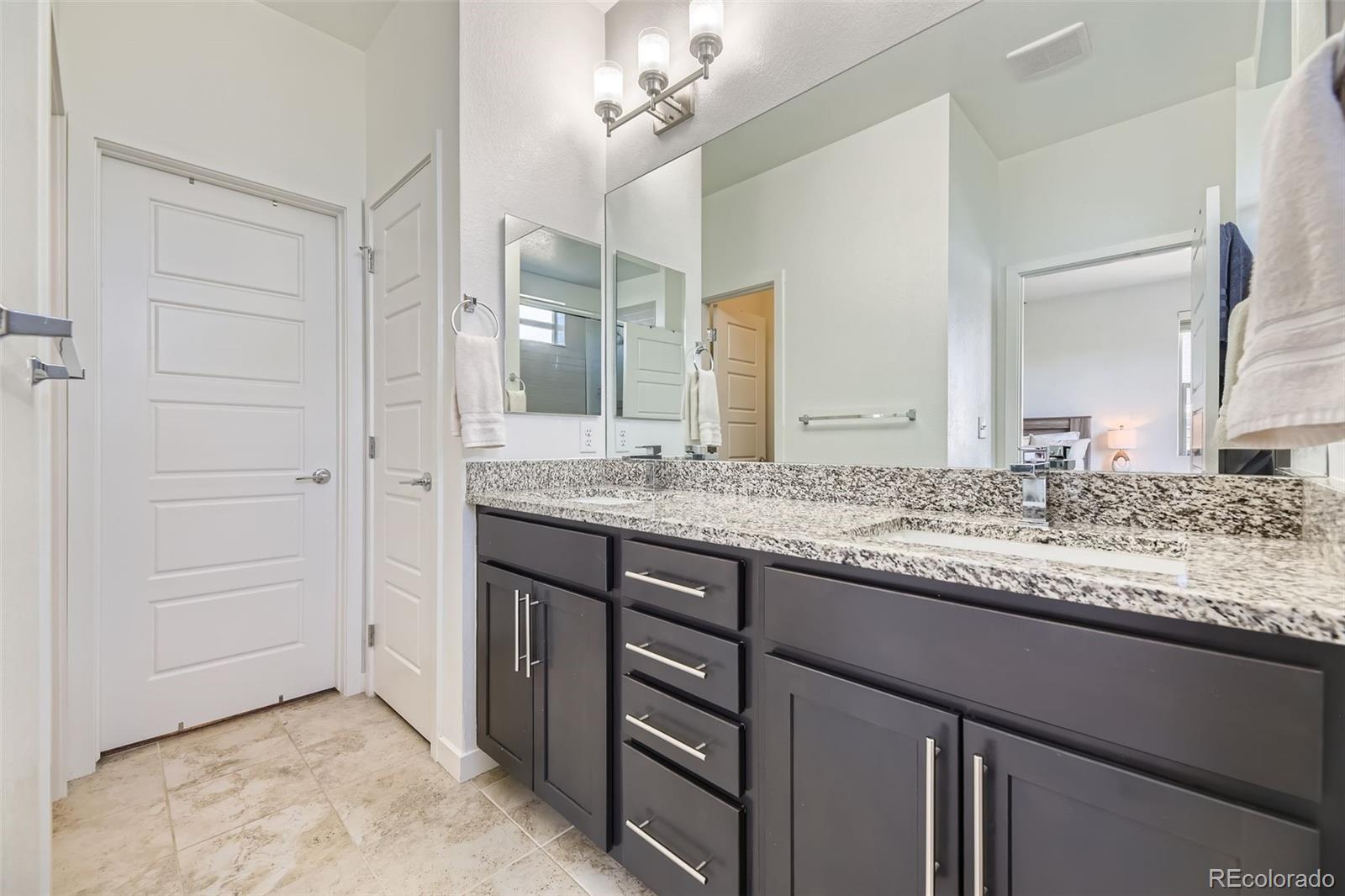 MLS Image #15 for 10117  morrison road,lakewood, Colorado