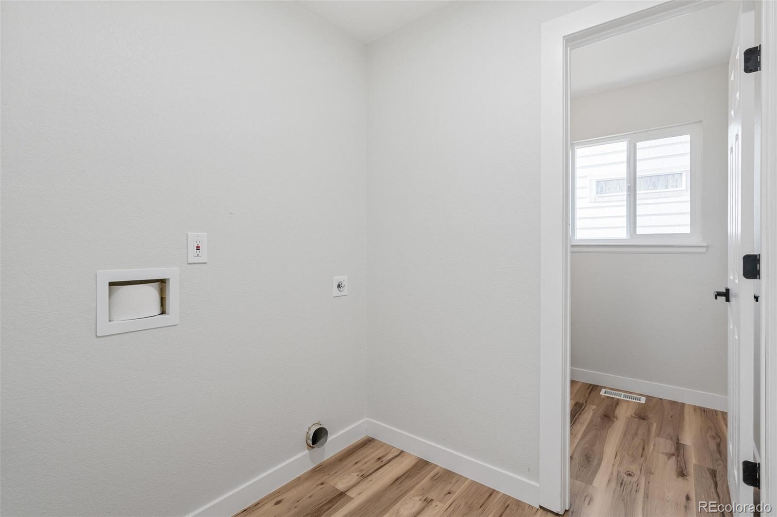 MLS Image #13 for 3843 s gibralter street,aurora, Colorado