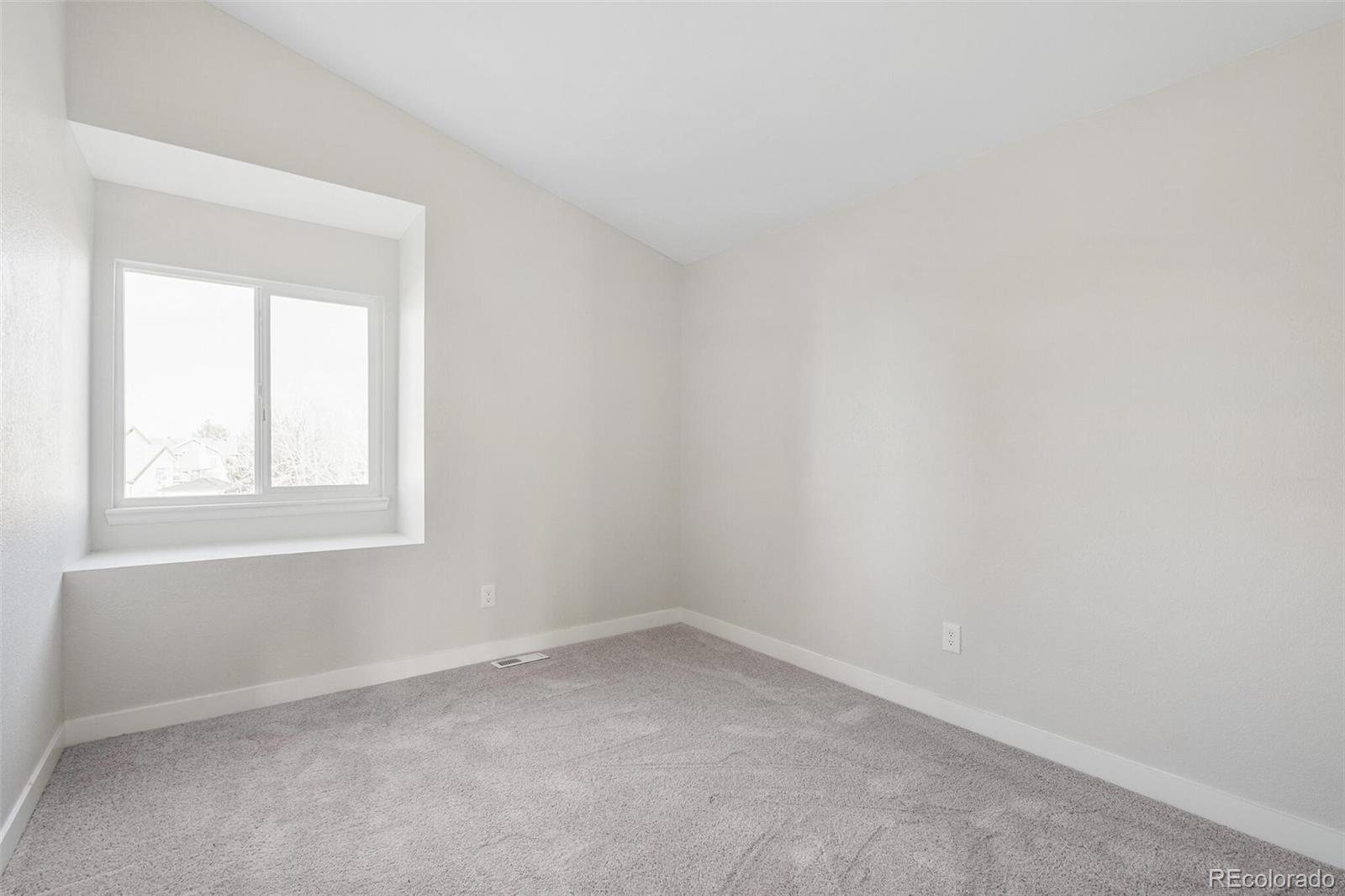 MLS Image #17 for 3843 s gibralter street,aurora, Colorado