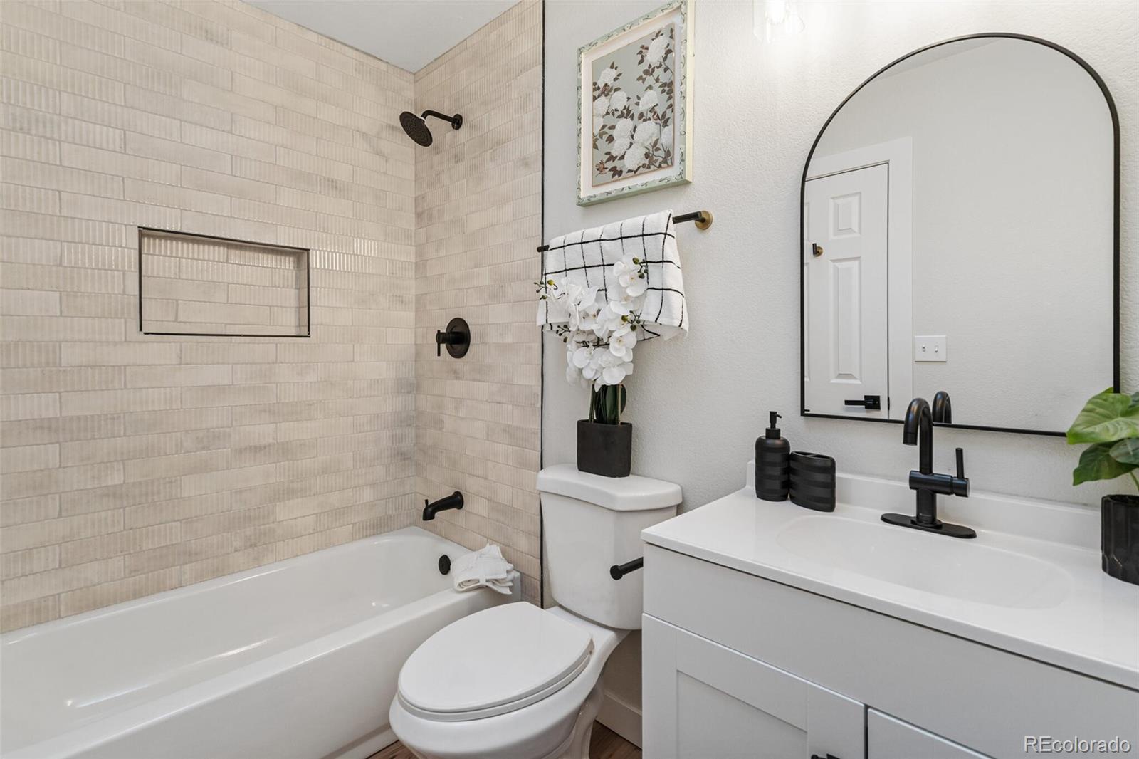 MLS Image #18 for 3843 s gibralter street,aurora, Colorado