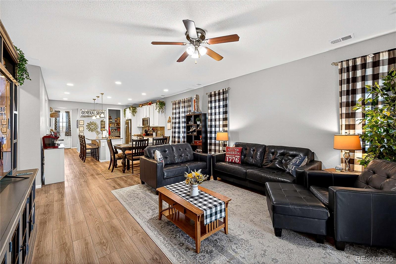 MLS Image #9 for 26811 e byers avenue,aurora, Colorado