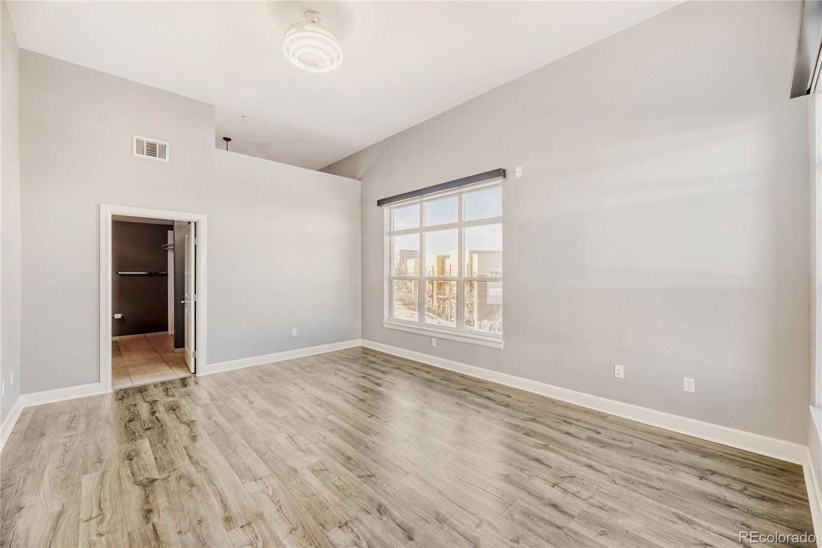 MLS Image #11 for 5677 s park place d302,englewood, Colorado