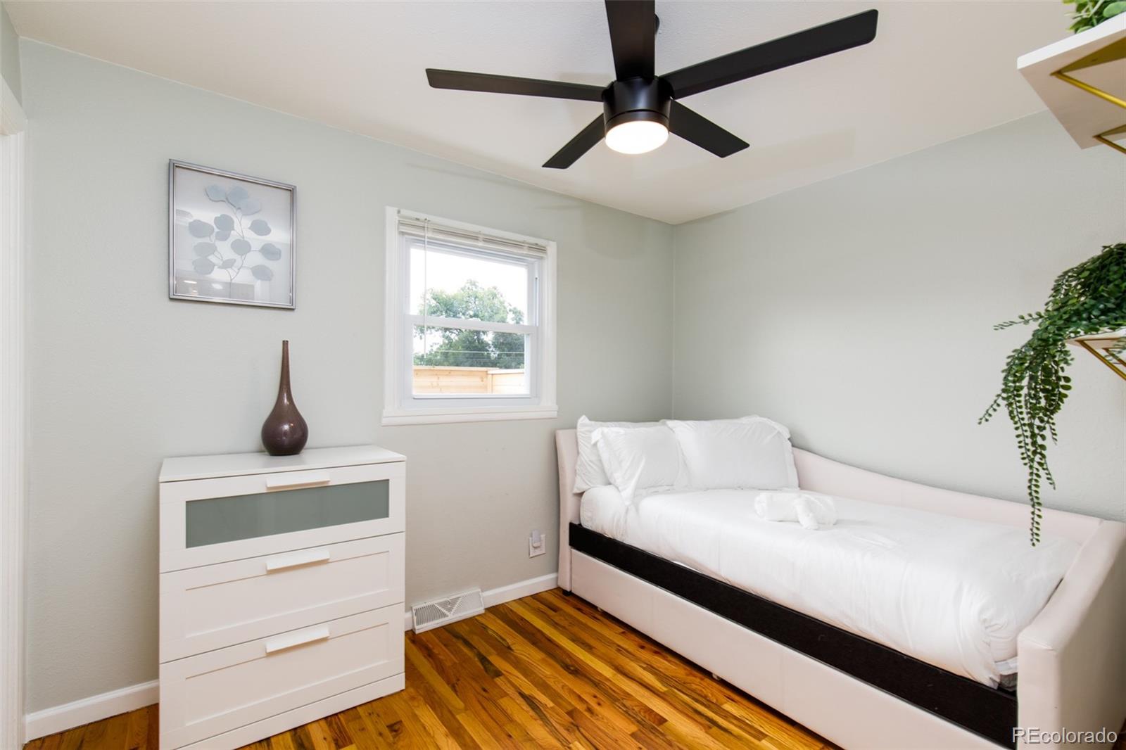 MLS Image #19 for 124 s utica street,denver, Colorado