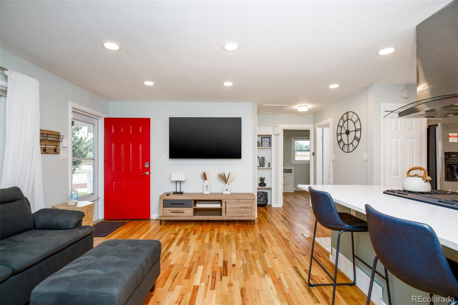 MLS Image #3 for 124 s utica street,denver, Colorado