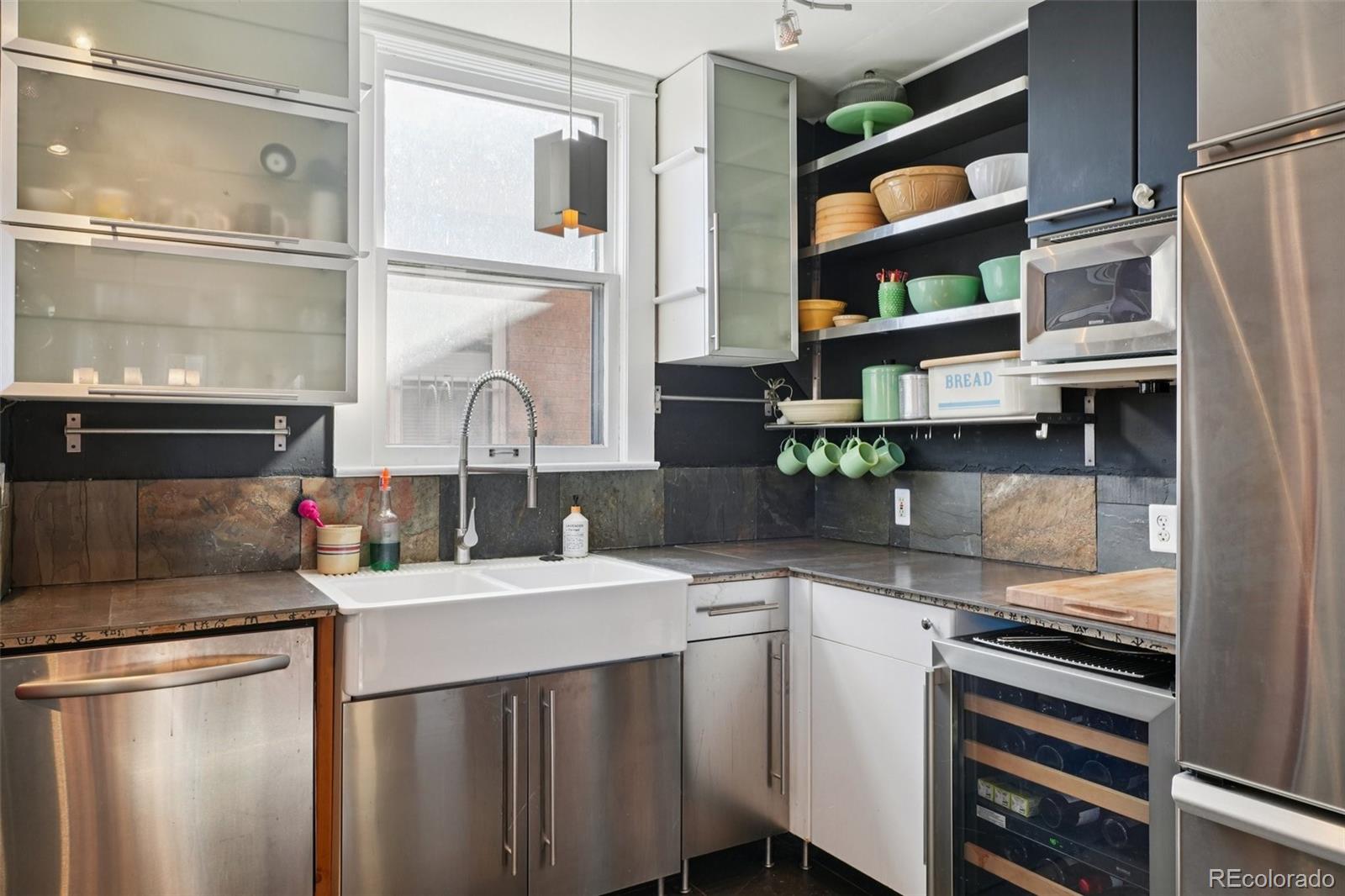 MLS Image #15 for 628  harrison street,denver, Colorado