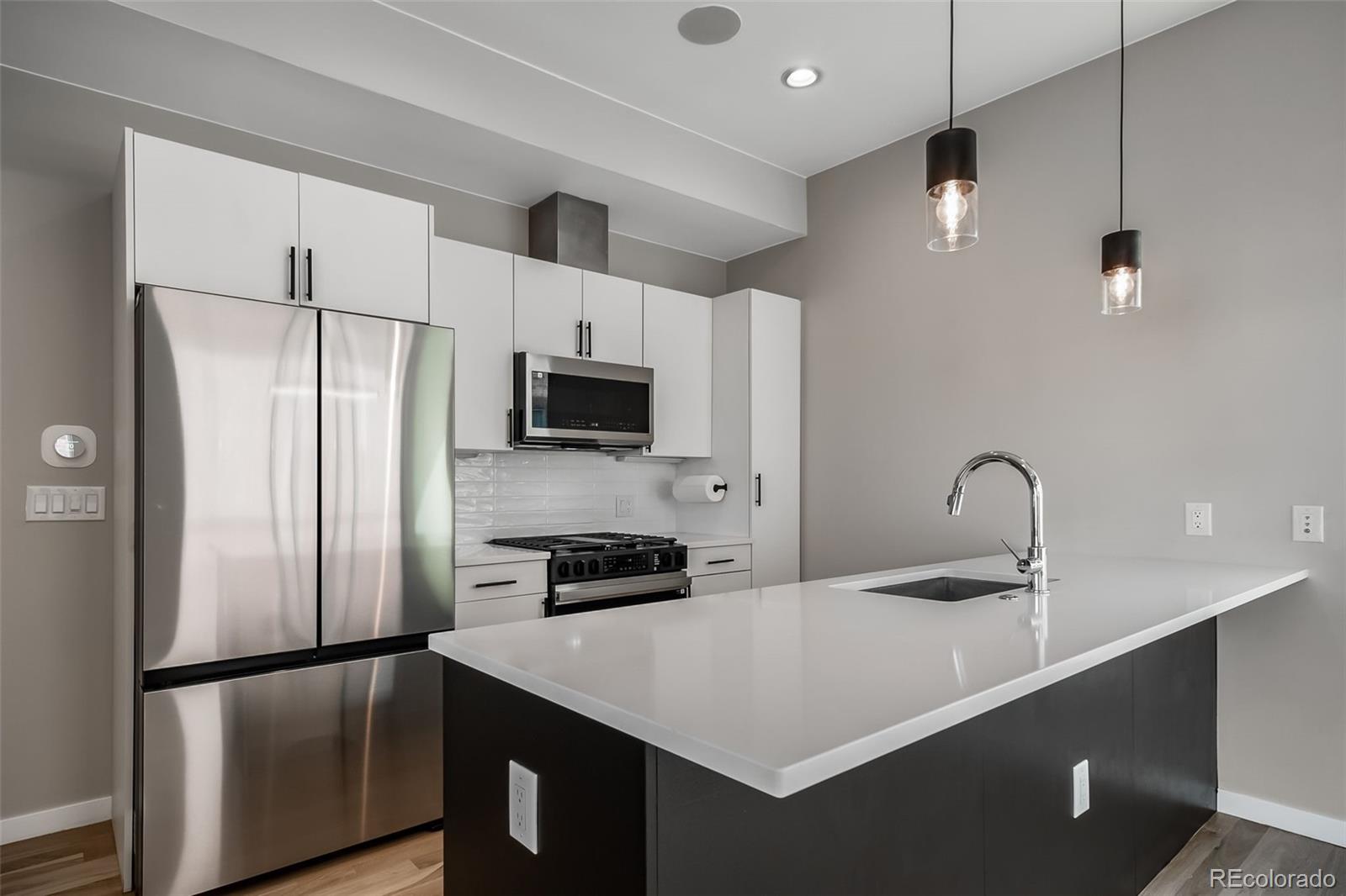 MLS Image #11 for 3939  inca street,denver, Colorado